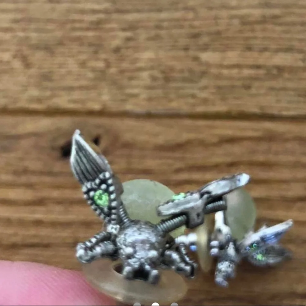 bug earrings - Picture 2 of 3